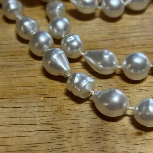 Women's Unbranded Pearl Necklace One Size White