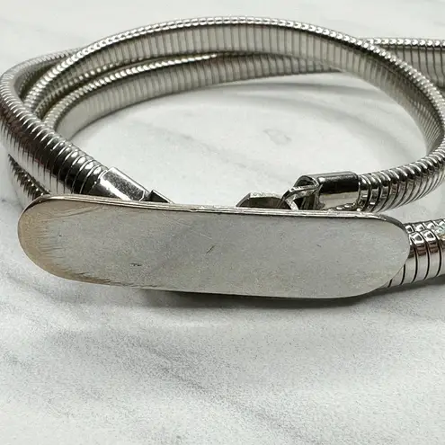 The Bar Vintage Buckle Silver Tone Coil Stretch Cinch Belt Size Small S Womens