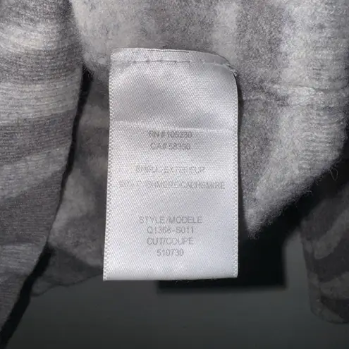 Equipment Femme 100% Cashmere Sweater Zebra Print Gray