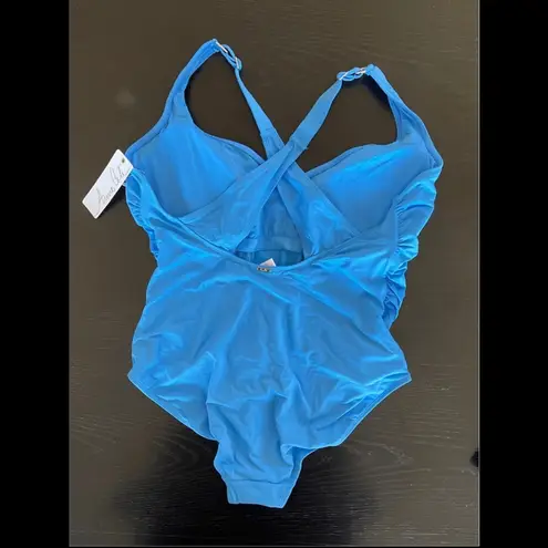 Anne cole NWT - V-Neck Crossback Shirred One Piece Swimsuit.