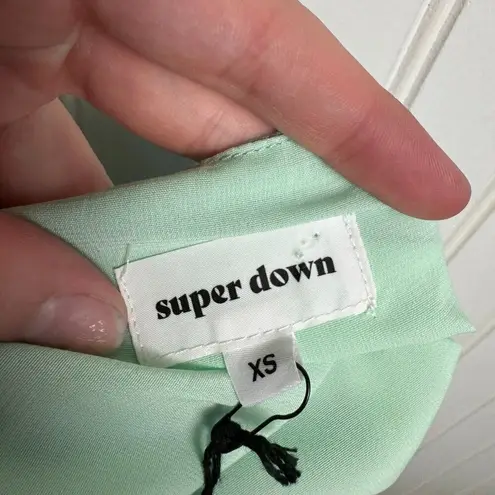 Super Down NWT green double layer crop spaghetti strap top size XS