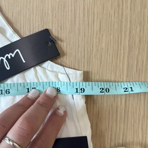 NWT Lulu's cream shift dress with brass details size medium