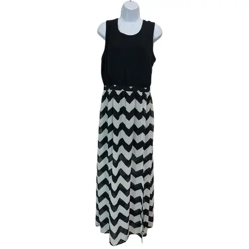 Heart soul size L Chevron Maxi Dress