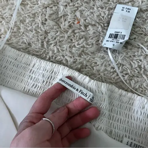 Abercrombie & Fitch  halter top size XL - Image 3