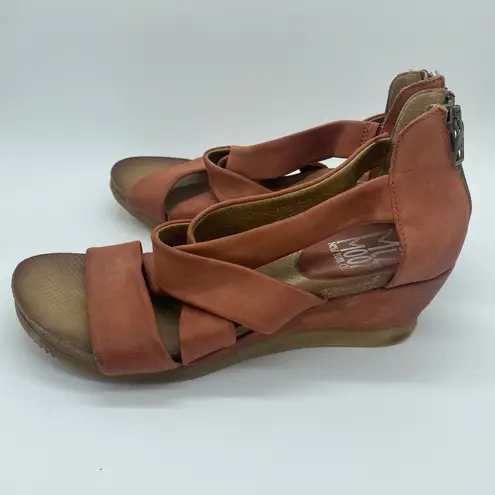 Miz Mooz Pink Brown Strappy Wedge Heel Sandals Minimalist Women's size 41 / 9.5