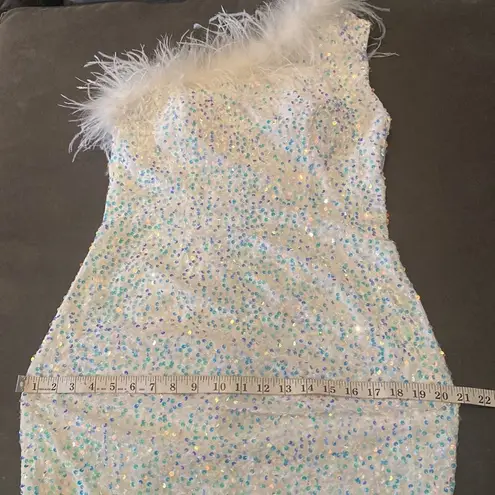 White Short Feather Sequin One Shoulder Prom Party Dress CorsetBack Size 12 NWOT