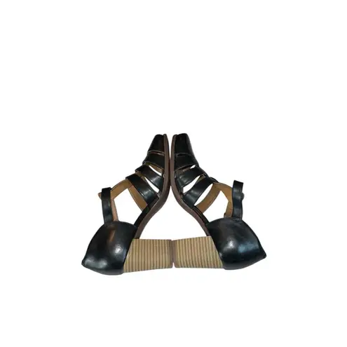 Clarks  Artisan Ciera Gull Black Leather T-Strap Gladiator Heels 8.5M