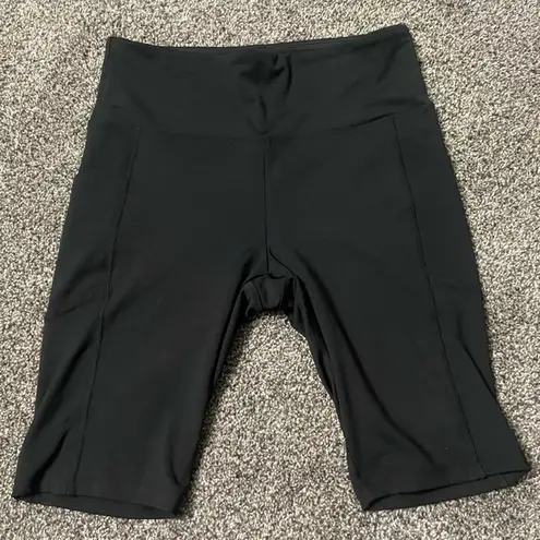 Bally Total Fitness black bike shorts with pockets XL