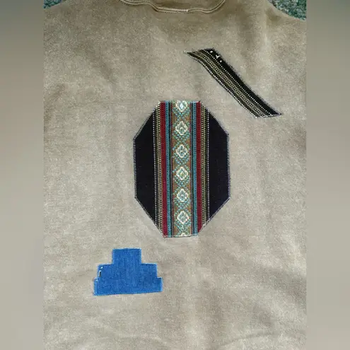 Vintage 90s Creative Coyote denim beaded appliqué button sweatshirt, size large Tan