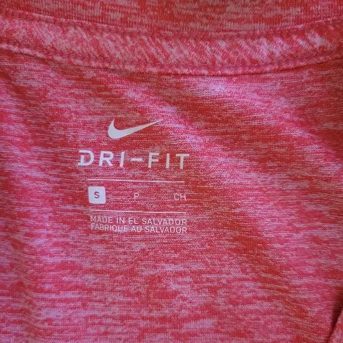 Nike  T-Shirt Dry Legend Training Running Athletic Coral Scoop Neck Women Sz S