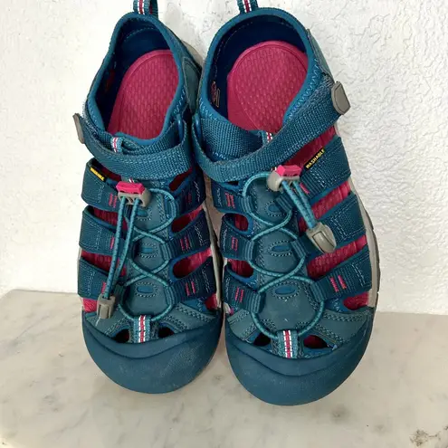 Keen Newport H2 Deep Lagoon Blue Pink Womens Size 5