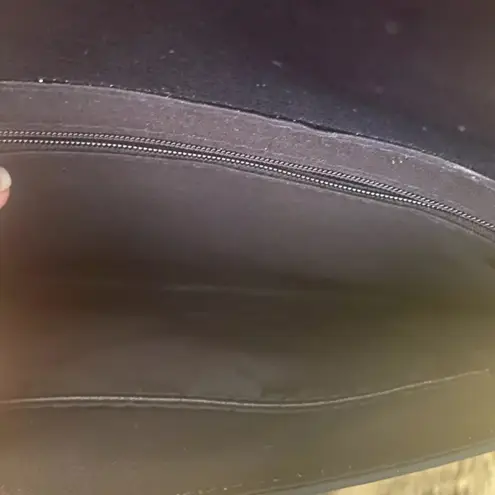 Guess COPY -  Clutch Monogram Blk Envelope Flap Trifold Wallet USB Phone Charger… - Image 4