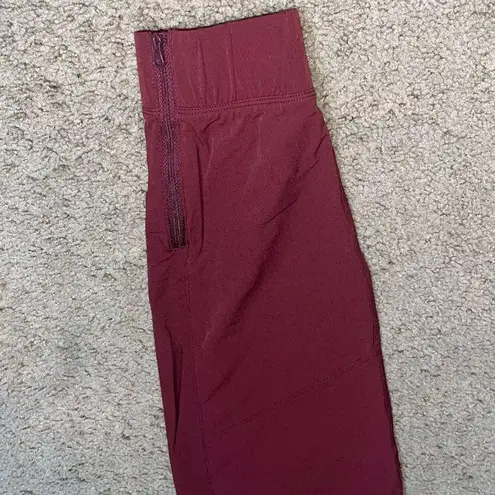 Alder Apparel Be Free Jogger Merlot Medium