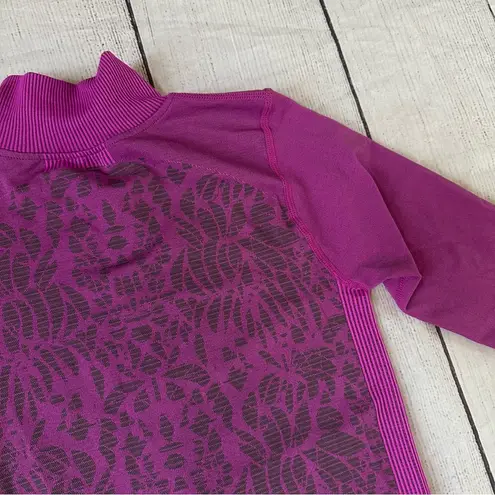 Young USA purple size medium long sleeve light weight jacket full zip