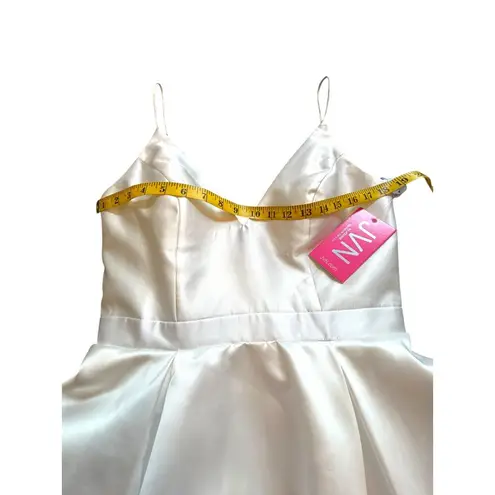 JVN by Jovani NWT - Ivory Dress - Size 10