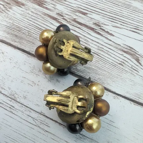 Vintage Clip On Earrings