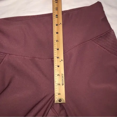 vogo athletica Moto Style Cropped Leggings Size Large Mauve Rose Yoga Activewear