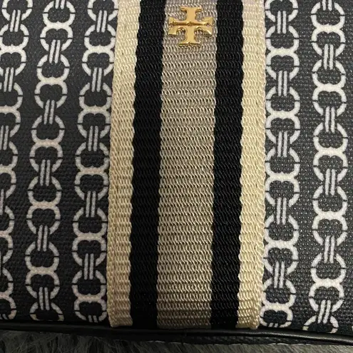 Tory Burch  Gemini Link Canvas Wristlet