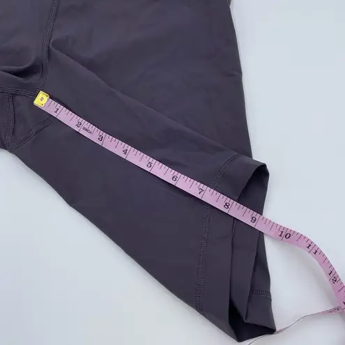 Everlane  The Perform Bike Short Plum Purple Lightweight Compression Size Small