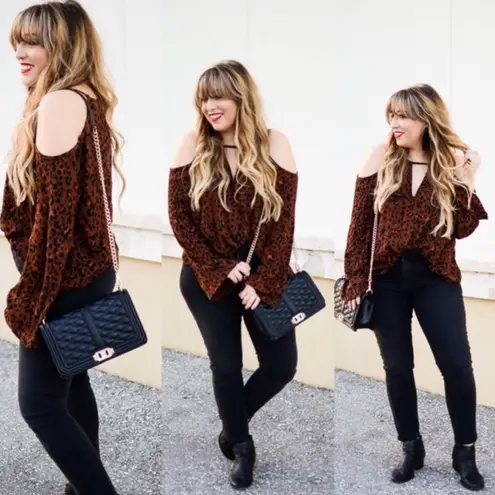 Mossimo Animal Print Leopard Cold Shoulder Top Rust Chocolate Brown Red Pink Med