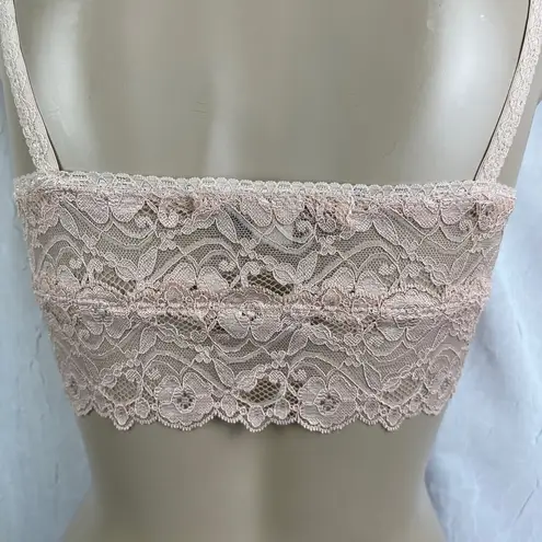 Forever 21 💕 Nude Beige Sheer Scalloped Lace Bralette Stretchy  Size Small