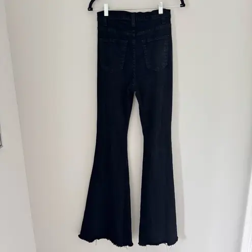 GJG Denim Knee Rip Flare Jean in Black