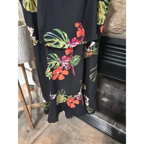 Coco + Carmen NWT dress