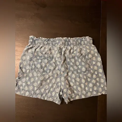 High Waist Blue and White Shorts with Elastic Waistband Size undefined