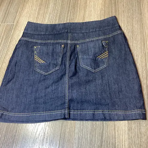 Reitmans Women’s Dark Blue Mini Skirt – Size 7