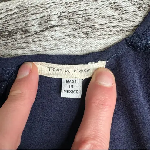 Tea N Rose Women's Blouse Top Shirt Dark Blue M Med Medium Lightweight Lace Thin