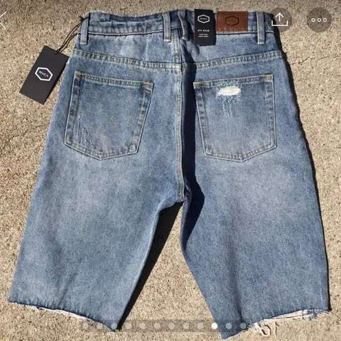 RVCA  Off Road Denim Bermuda Shorts size 27