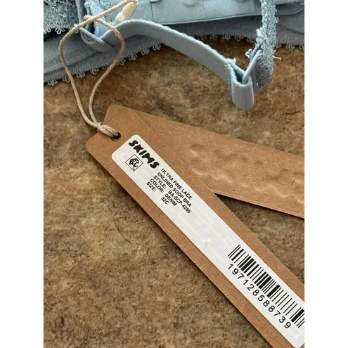 SKIMS Ultra Fine Lace Scoop Bra Denim Size 32C