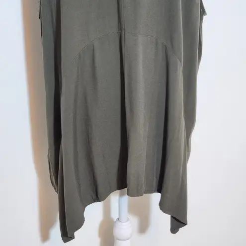 Fever Olive Green Sleeveless Button