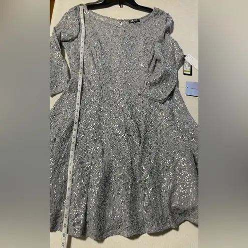 Slny WOMEN’S SEQUINED LACE A-LINE SILVER EVENING DRESS SIZE 14 NWT