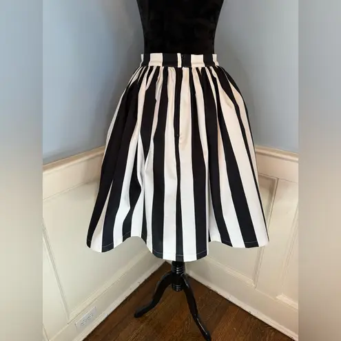Vixen by Micheline Pitt Ghost Swing Skirt in Black and White Stripes Sz M Size M