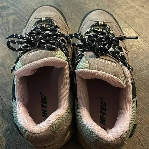 Hi-Tec Womens 8.5 Bandera Low Hiking Shoes Waterproof Brown Suede Pink Accents