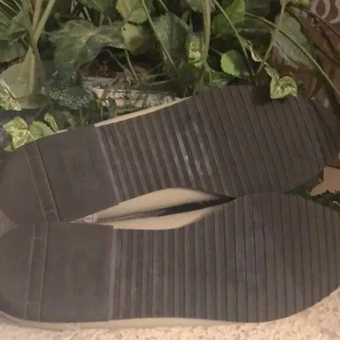 Partners gray tan slip on Manitoba loafers flats Women’s Size 9 Gray