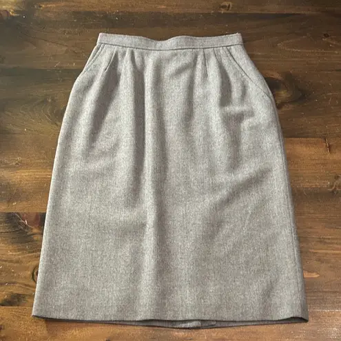 Vintage Women Wool Evan Picone Gray Knee Length Skirt Pockets Size 6 Made in USA