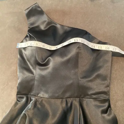 Women’s Black One Shoulder Satin Full Length Prom Party Dress Corset Back Size 2