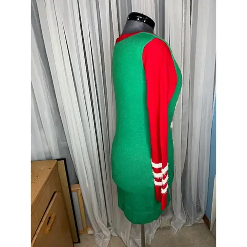 Love Always Cheers Christmas sweater NWT Green Size L