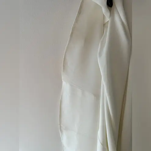 Mac Duggal Embellished Neck Trumpet Gown in White 10