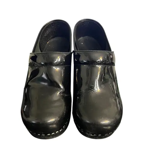 Dansko Professional Clogs Womens Size 38 Black Patent Leather Slip On Nursing