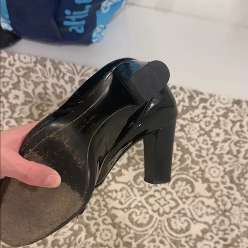 Salvatore Ferragamo Black patent leather women’s closed toed heels! Size 8.5!