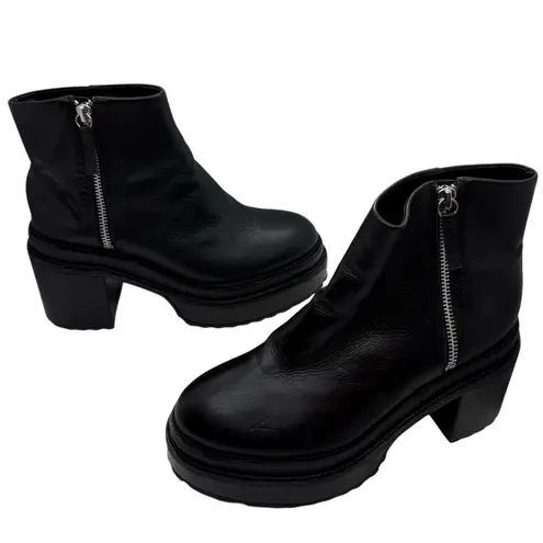 Cult Gaia Brenda Leather Platform Boot Black size 37.5 / 7.5