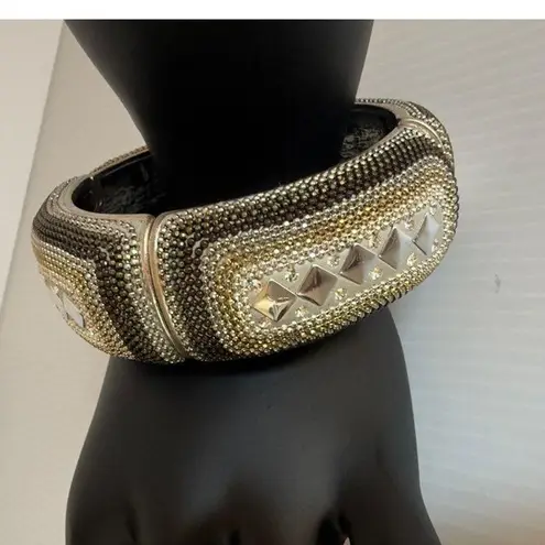 Vintage Gold Tone Hinged Bangle Bracelet with Studded Bead Texture Retro Jewerly Silver