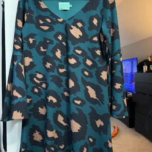 Judith March Animal Print Bell Sleeve Sheath Dress – Size M, Fully Lined