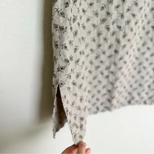 Valerie Stevens Valerie Steven’s Pure Linen Sleeveless Beige Dress with Floral Pattern - Image 3