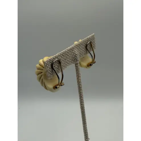 VTG Chunky Swirl Hoop Earrings Cream Gold Tone Clip On Statement Retro