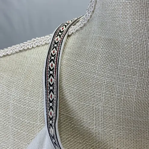 Skies Are Blue Embroidered Neck Aztec Print Racerback Top Size Medium