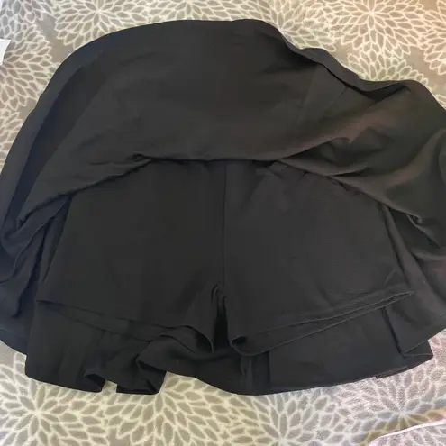 Athleisure Workout Skirt size Large Skort Built